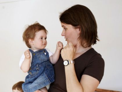 babySignal-Leitbild-Kommunikation-Babys-Gebärden